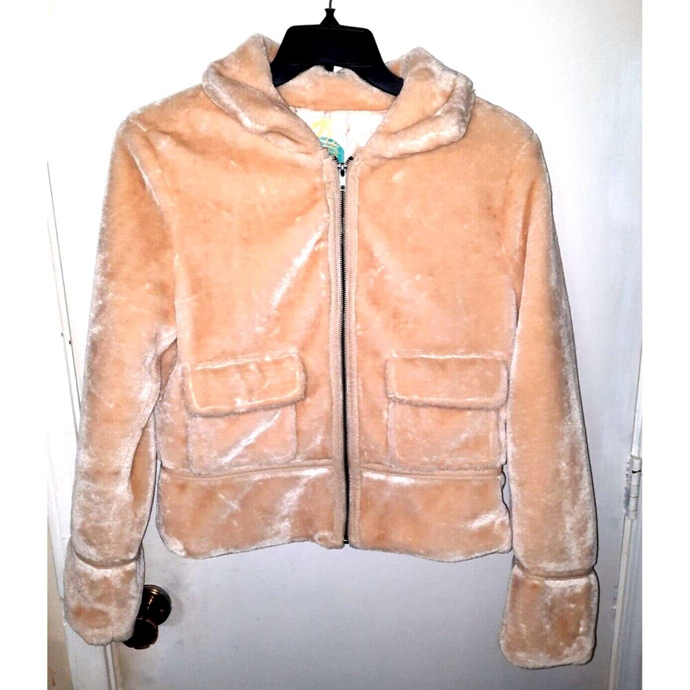 Cali 1850 Jacket Medium Creme Color front pockets
